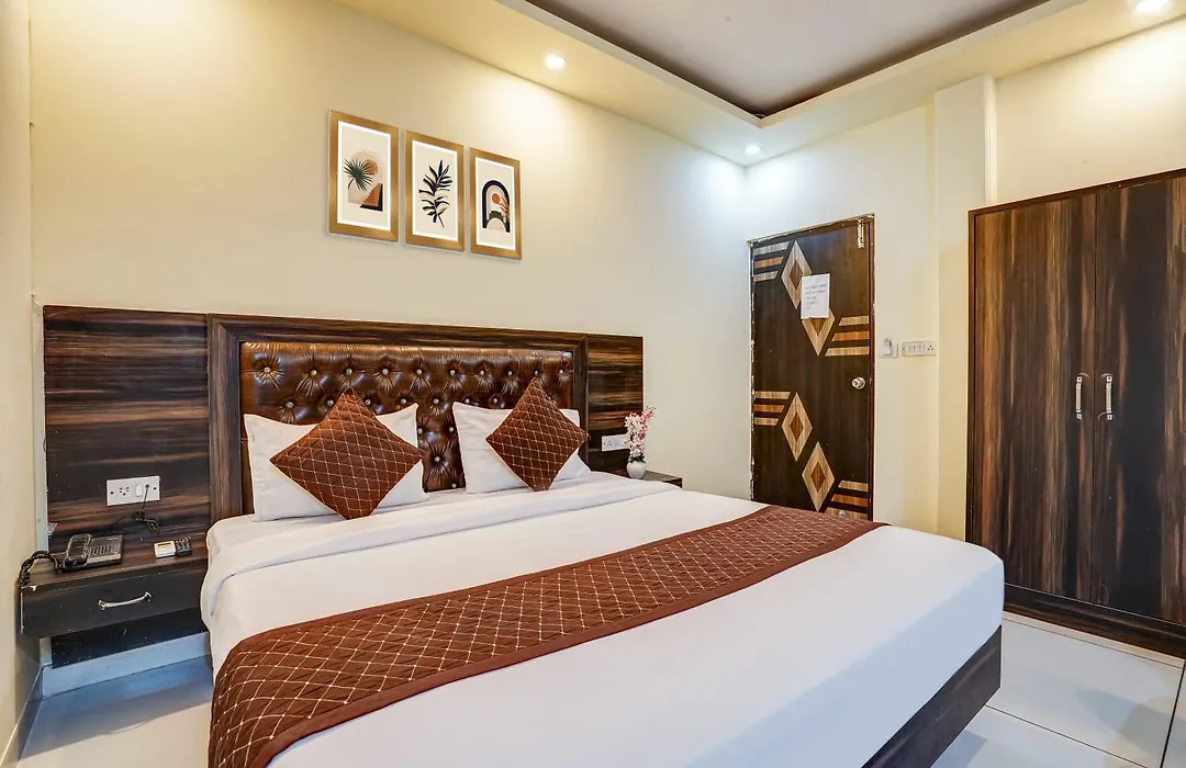 Hotel Grand Lowsan-1