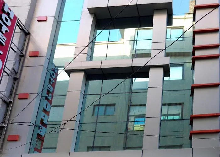 Hotel Opera Mahipalpur- Delhi Airport New Delhi